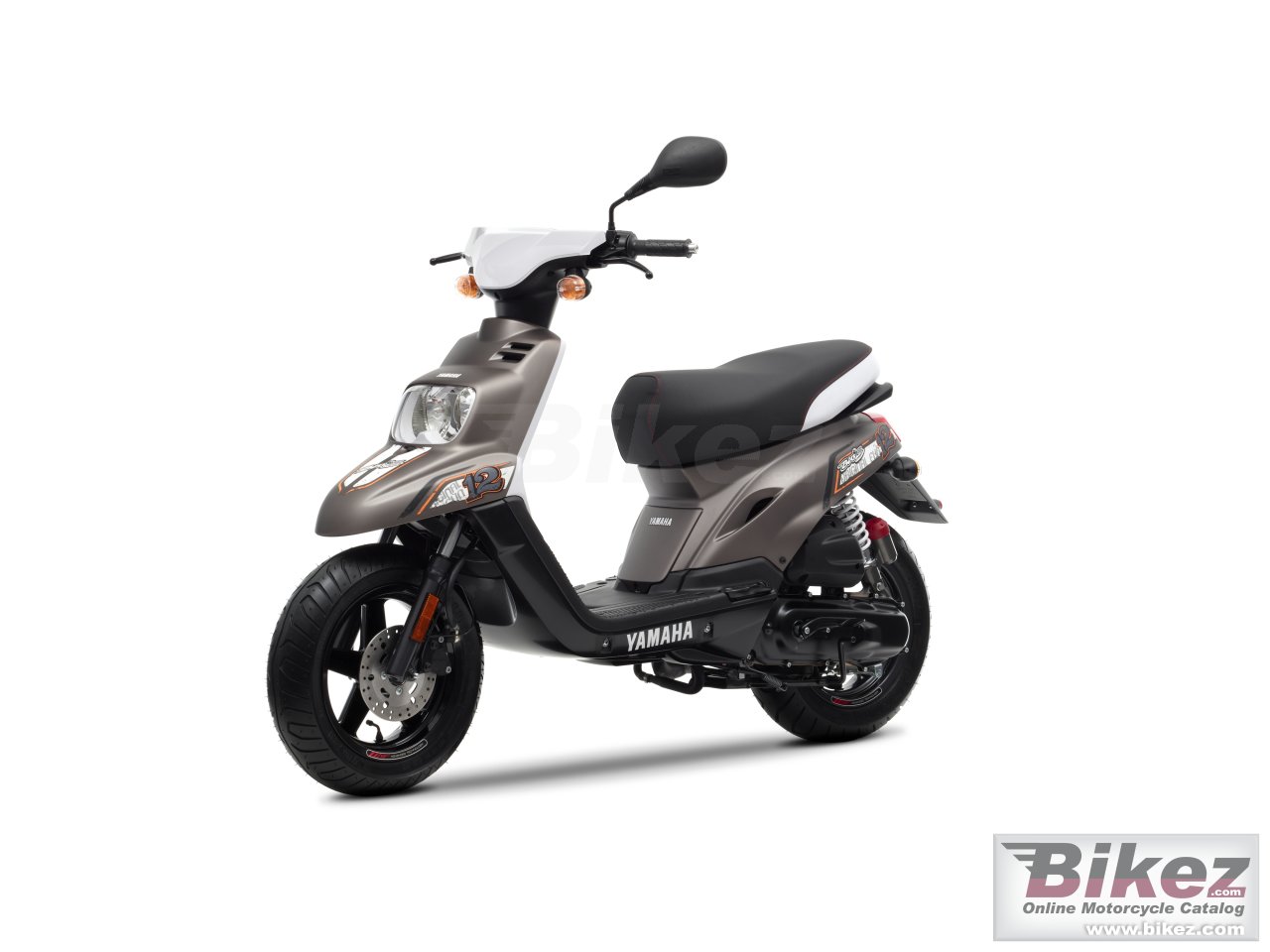 Big Yamaha bws 12 inch picture and wallpaper from Bikez.com